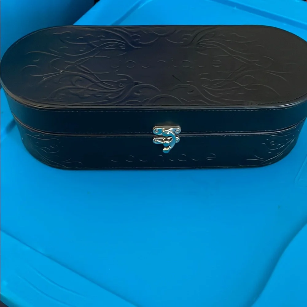 Younique Black Embossed Makeup or Jewelry Case